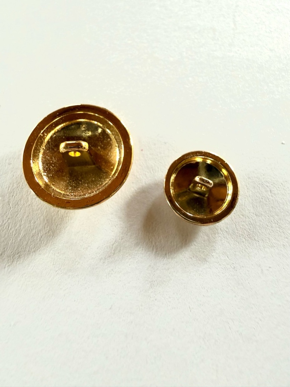 BRAND NEW Ralph Lauren Coat of Arms Set of 2 Gold Buttons - Picture 2 of 3